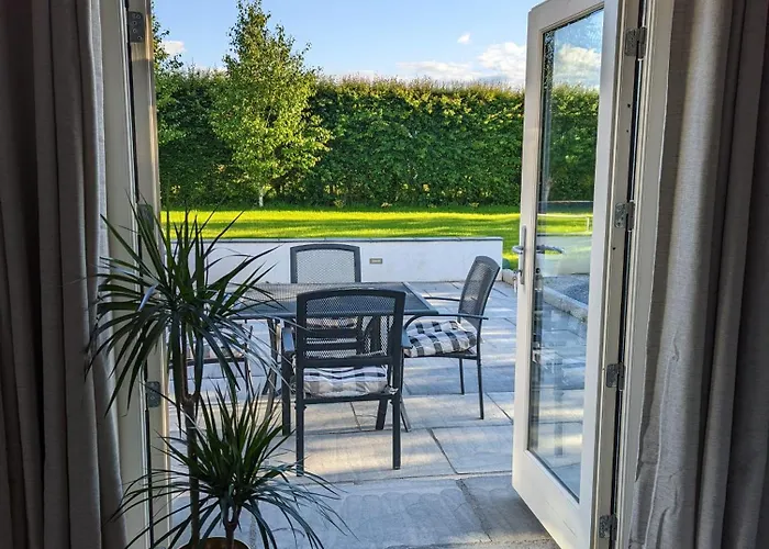 Brona Dempsey 3* Birr